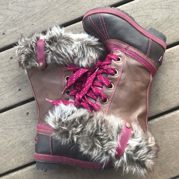 Winter Boots for little girl. - Picture 1 of 5